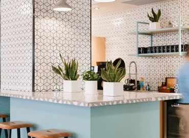 40 m² Business center building up for rent in Shanghai, Hongkou, Huaihai Road 138 (200128) - 2 | MatchOffice