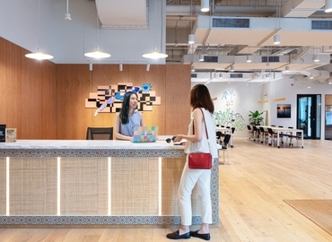 40 m² Shared workspace  in Shenzhen, Yitian Road 6003 (518030) - 2 | MatchOffice.com