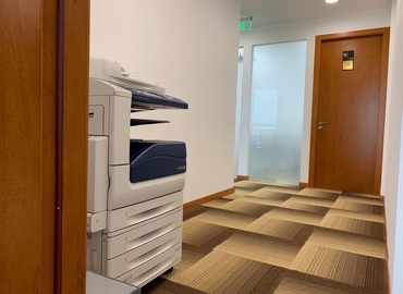 40 m² Serviced office place up for rent in Shanghai, Pudong, Zhang Yang Lu 707 (200122) - 3 | MatchOffice.com