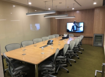 10 m² Serviced office in Shanghai, Xuhui, Level 27 (200021) - 0 | MatchOffice