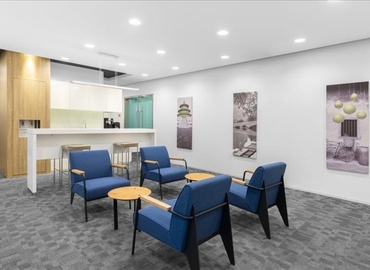 110 m² Business park in Chongqing, 35/F (400010) - 13 | MatchOffice.com