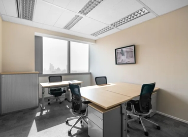 70 m² Shared office  in Shanghai, Huangpu, 51/F Raffles City (200001) - 4 | MatchOffice