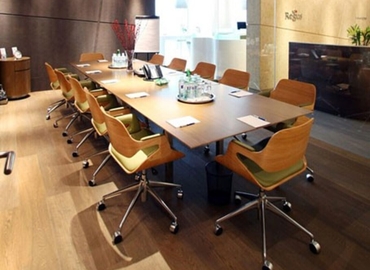 55 m² Shared workspace  in Beijing , Zhongguancun Metropolis Tower (100088) - 7 | MatchOffice.com