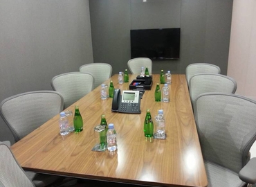 25 m² Conference space in Chengdu, Level 17 Raffles City Chengdu Tower 2 (610041) - 6 | MatchOffice.com