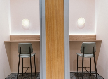 180 m² Shared workspace  in Shanghai, Jing'An, 1228 West Nanjing Road (200085) - 9 | MatchOffice.com