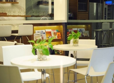 700 m² Business park building up for rent in Shanghai, Puxi, 25F (200040) - 5 | MatchOffice