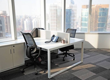 700 m² Business park property up for rent in Shanghai, Puxi, 25F (200040) - 2 | MatchOffice