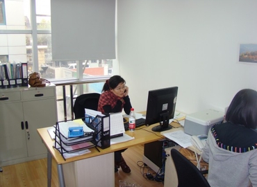50 m² Serviced office property up for rent in Shanghai, Puxi, Huangpi South Road 700 (200025) - 1 | MatchOffice