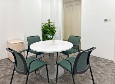 10 m² Coworking space  in Guangzhou, 33 Zhongshan 3rd Road (510055) - 2 | MatchOffice.com