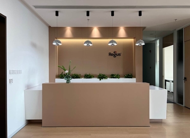 10 m² Business space in Shanghai, Changning, Lane 339 (200062) - 2 | MatchOffice