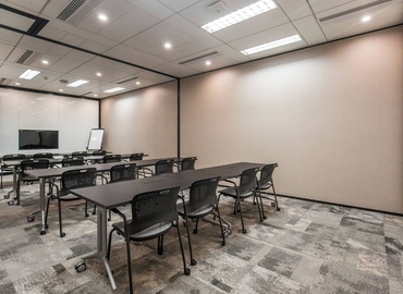 2317 m² Business space building available to rent in Shanghai, Huangpu, Level 23 (200021) - 3 | MatchOffice.com