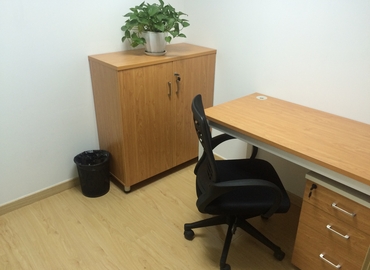 60 m² Business park place up for rent in Shanghai, Lu Wan, 19/F JiangNan Shipyard Building (200023) - 11 | MatchOffice.com
