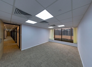 Business center New Mandarin Plaza, Science Museum Road 14  Kowloon