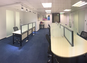 Lease flexible a 500 m² Coworking space  in Kowloon, 10/F (%[postal_code]) - 1 | MatchOffice.com