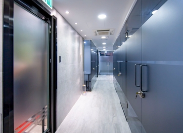 Business center 35-35A, Kimberley Road, Tsim Sha Tsui  Kowloon