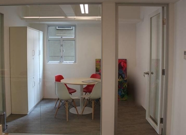 Meeting room 8A Winning Centre 46-48 Wyndham Street Central, Hong Kong