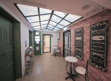 120 m² Business park property available to rent in Central, Hong Kong, Stanley Main Street 50 (%[postal_code]) - 4 | MatchOffice