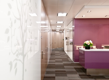 Virtual address in Quarry Bay, One Island East (%[postal_code]) - 3 | MatchOffice.com