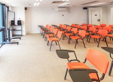 60 m² Meeting room in Kowloon, 17/F Woon Lee Commercial Building 7-9 Austin Avenue (%[postal_code]) - 10 | MatchOffice