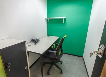 20 m² Business park in Kwun Tong, Wang Kwong Road 8 (%[postal_code]) - 0 | MatchOffice