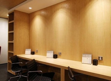 Business center Hong Kong Club Building, 3A Chater Road, Level 15  Central, Hong Kong