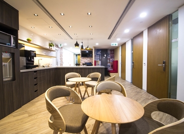 70 m² Business space place for rent in Admirality, Admiralty Centre Tower II (%[postal_code]) - 6 | MatchOffice