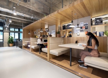 Business center Hennessy Road 200  Wan Chai