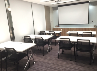 300 m² Serviced office building available to rent in Kwun Tong, Suite 2602-3 (%[postal_code]) - 9 | MatchOffice