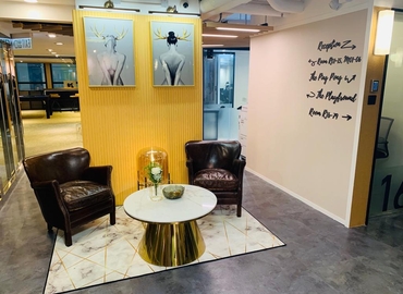 Business center 3/F, Eton Tower, 8 Hysan Avenue  Causeway Bay