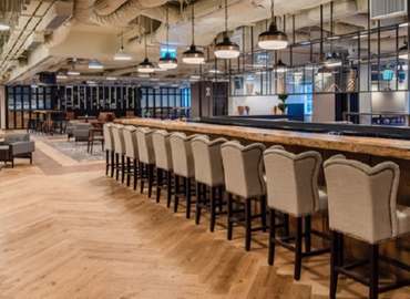 300 m² Coworking space  in Central, Hong Kong, Champion Tower (%[postal_code]) - 0 | MatchOffice.com