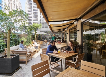900 m² Serviced office place for rent in Sheung Wan, 33-35 Hillier Street (%[postal_code]) - 4 | MatchOffice.com