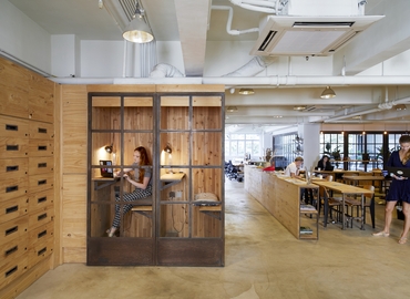 Сoworking 6/F, Cheung Hing Industrial Building, 12P Smithfield Road  Kennedy Town