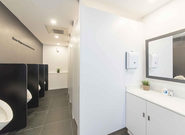 Сoworking Unit 803, 8/F, Lai Cheong Factory Building, 479 Castle Peak Road  Kowloon