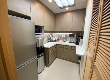 12 m² Serviced office in Admirality, 89 Queensway (%[postal_code]) - 1 | MatchOffice