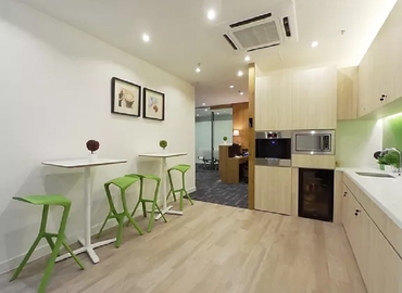 Business center 10/F, 18 Shing Yip Street  Kwun Tong