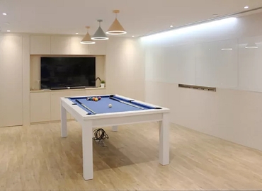 Business center 11/F, 52 Hung To Road  Kwun Tong