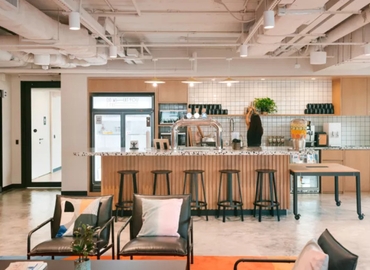 100 m² Coworking space  in Wan Chai, Tai Koo Shing Road 14 (%[postal_code]) - 3 | MatchOffice.com