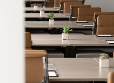 Сoworking Level 76, The Center, 99 Queen's Road Central, Hong Kong