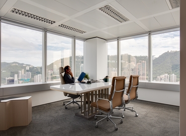 Сoworking Level 76, The Center, 99 Queen's Road  Central, Hong Kong