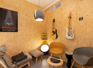 50 m² Business center in Sheung Wan, Bonham Strand 78 (%[postal_code]) - 4 | MatchOffice