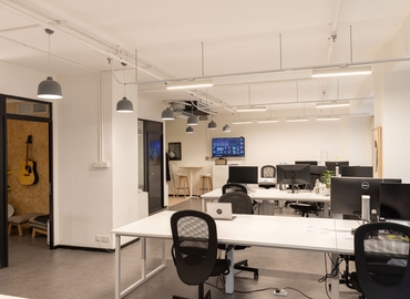 50 m² Business center in Sheung Wan, Bonham Strand 78 (%[postal_code]) - 1 | MatchOffice