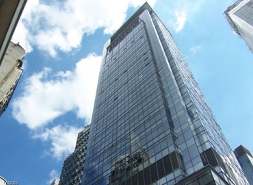 300 m² Meeting room in Central, Hong Kong, Queen's Road East 100 (%[postal_code]) - 1 | MatchOffice