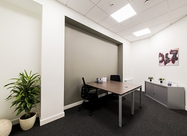 Business center 26th Floor, Chubb Tower, Windsor House, 311 Gloucester Road, Causeway Bay  Causeway Bay