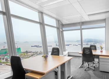 Business center International Commerce Centre 1 Austin Road West, Level 12  Kowloon
