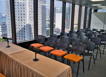 279 m² Serviced office in Central, Hong Kong, Connaught Road Central 13-14 (%[postal_code]) - 1 | MatchOffice.com