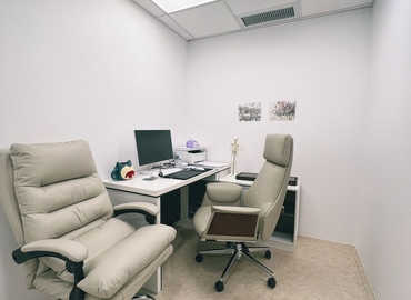 Business center Yee Wo Street 46  Causeway Bay