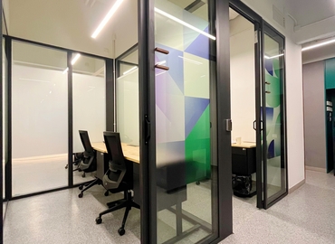 Business center 2/F & 6/F Bonham Circus. 40-44 Bonham Strand East , Sheung Wan, HK  Sheung Wan