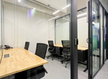 10 m² Serviced office in Sheung Wan, 2/F & 6/F Bonham Circus. 40-44 Bonham Strand East  (%[postal_code]) - 10 | MatchOffice