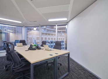 Business center Des Voeux Road Central 136  Central, Hong Kong