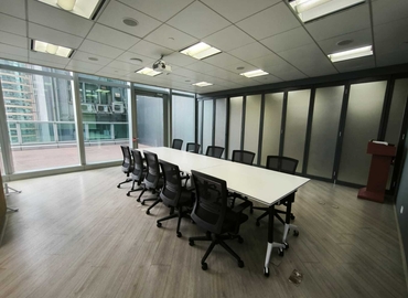 Business center Des Voeux Road Central 33  Central, Hong Kong